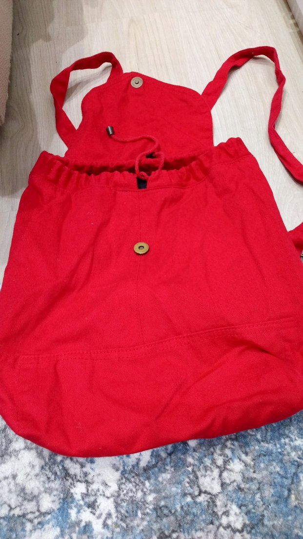 Kadın Kırmızı Fermuarlı Sırt Çantası - Görsel 2