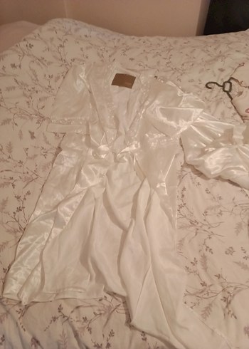 Dantel Detaylı Beyaz Saten alt - Görsel 6