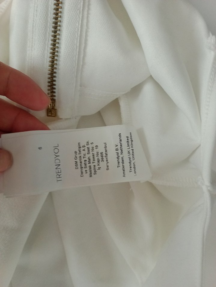 Beyaz Pilili Mini Büstiyer - Görsel 3