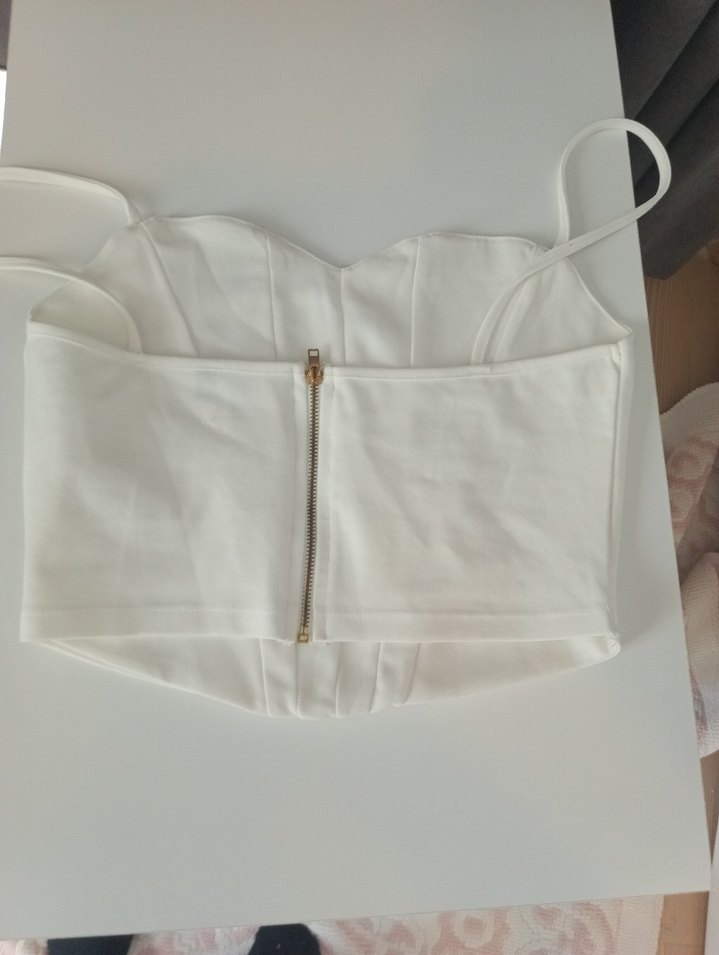 Beyaz Pilili Mini Büstiyer - Görsel 2