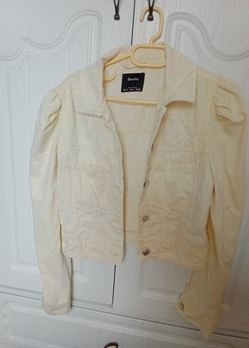 Bershka Beyaz Mini Keten Kadın Ceket - Görsel 6