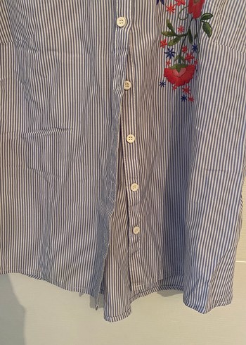 Lcw Kız çocuk Nakışlı Düğmeli Kolsuz Gri Bluz M beden - Görsel 3