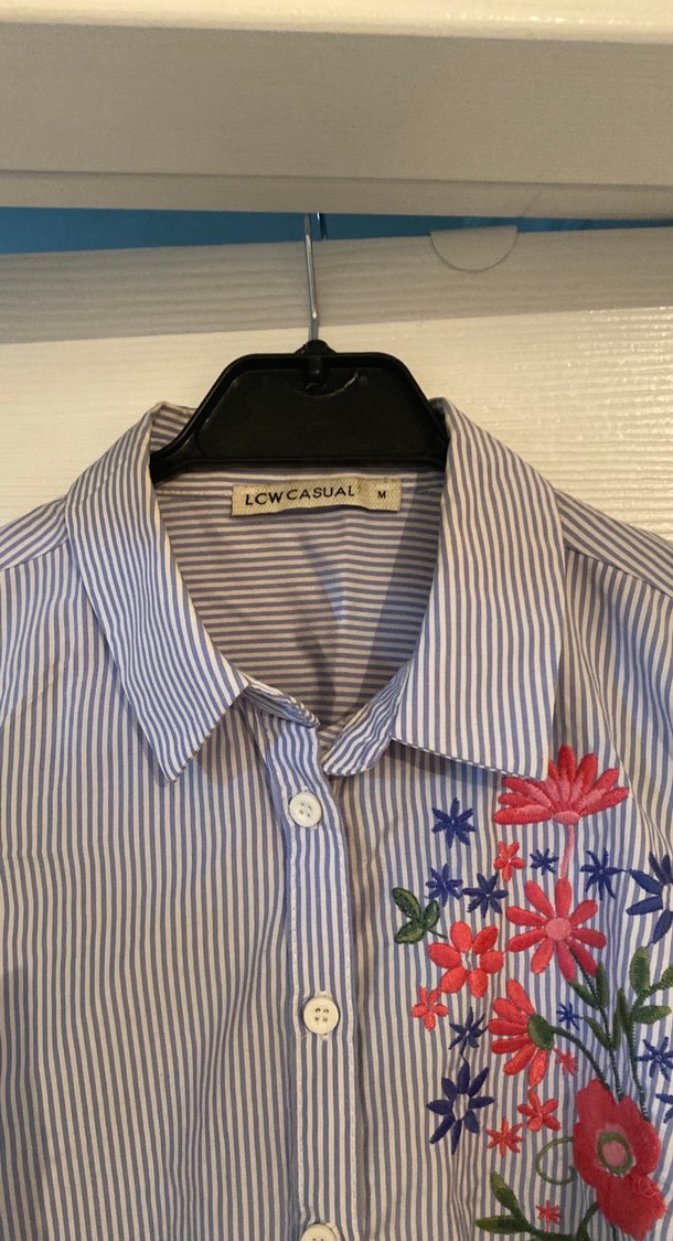 Lcw Kız çocuk Nakışlı Düğmeli Kolsuz Gri Bluz M beden - Görsel 4