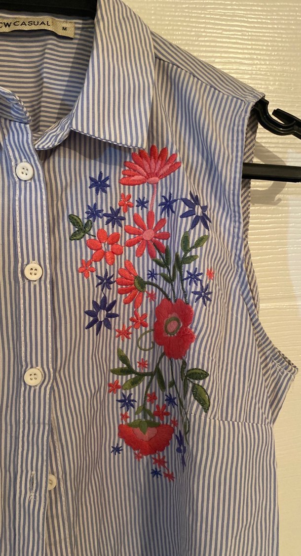 Lcw Kız çocuk Nakışlı Düğmeli Kolsuz Gri Bluz M beden - Görsel 2