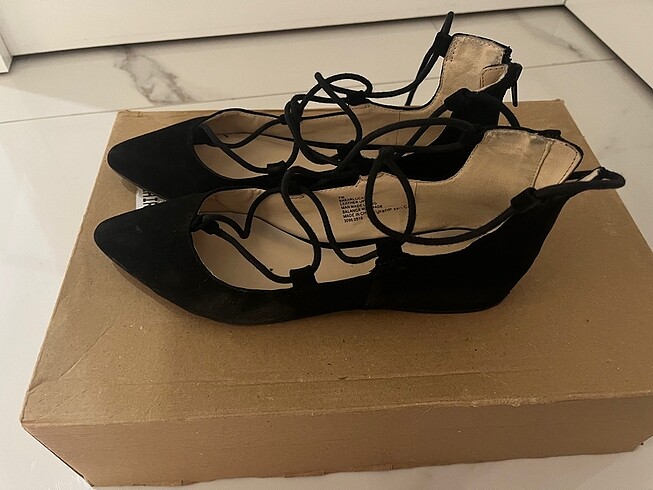 37 Beden Nine West babet