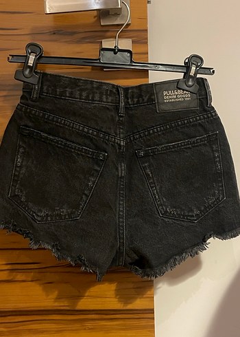 xs Beden siyah Renk Pull and bear kadın füme şort