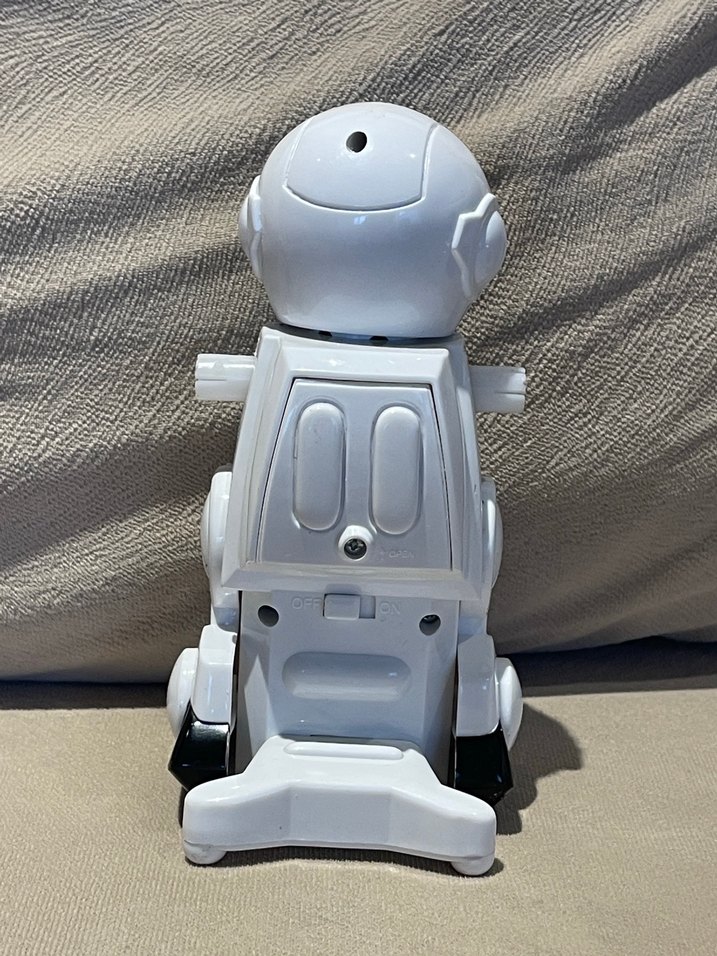 Silverlit Moonwalker Robot — görsel 2/2