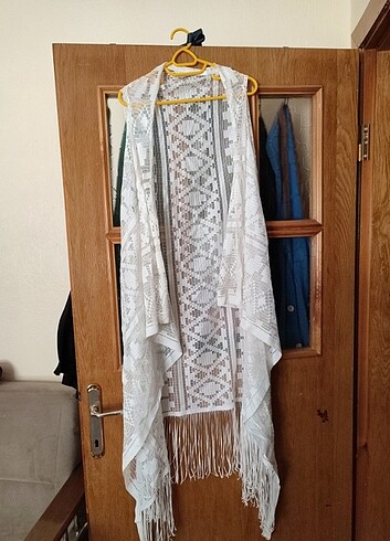 Tül'den yapılmış hafif tunik