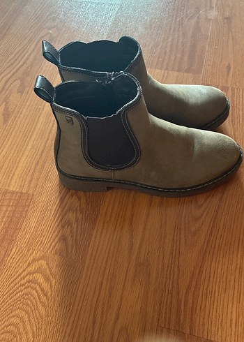 Kahverengi Süet Kadın Dolgu Topuklu Bot - Görsel 4