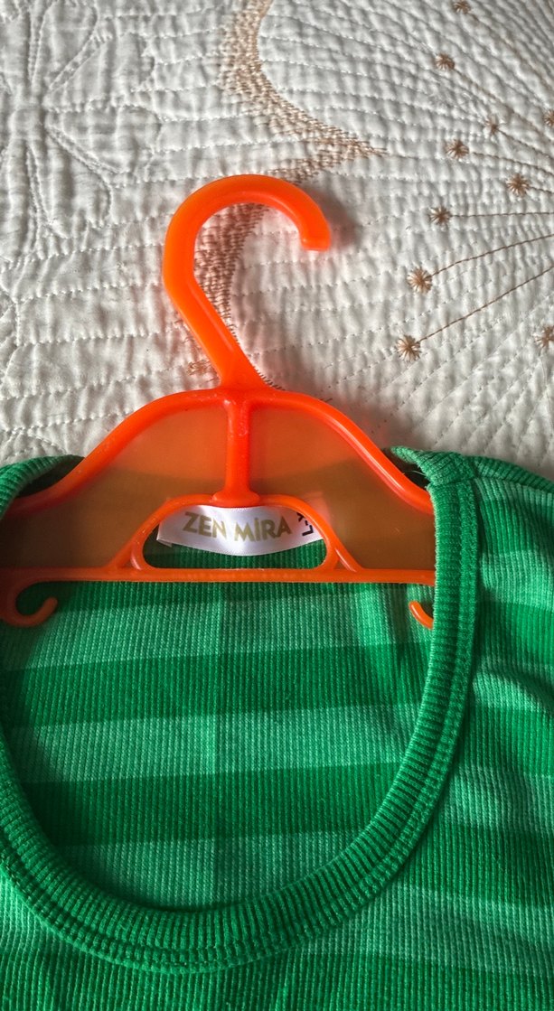 Yeşil Çizgili sporcular Atlet - Görsel 2