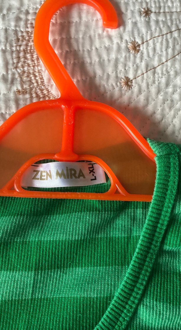 Yeşil Çizgili sporcular Atlet - Görsel 3