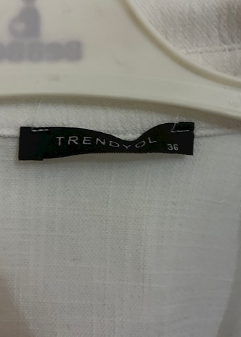 Düğmeli Beyaz Keten Midi Kadın Gömlek - Görsel 2