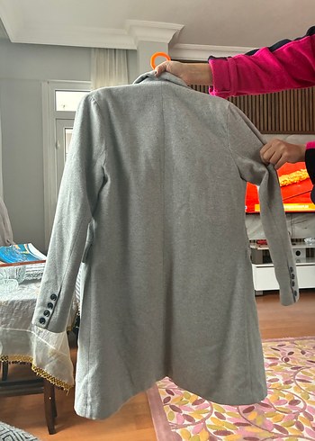 Gri Düğmeli Klasik Kaban iç kısmı yırtık birde bitane düğmesiyok - Görsel 2