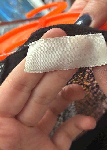 Siyah kolsuz bluz - Görsel 3