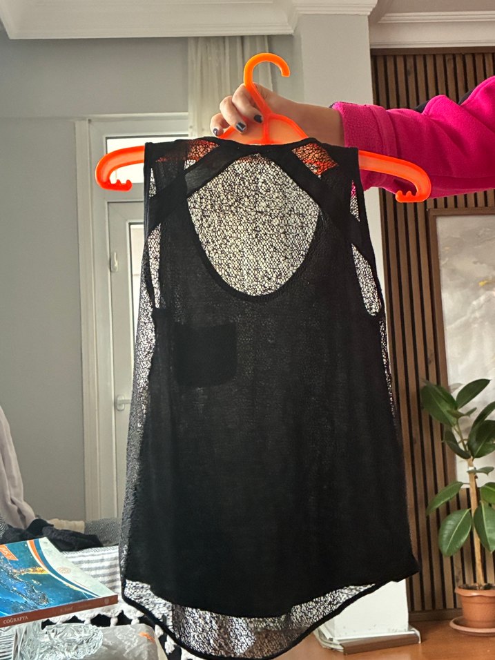 Siyah kolsuz bluz - Görsel 2