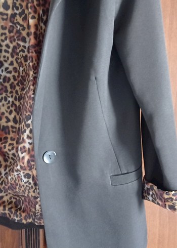 Trendyol & Milla Leopar Desenli Düğmeli Kadın Blazer Ceket