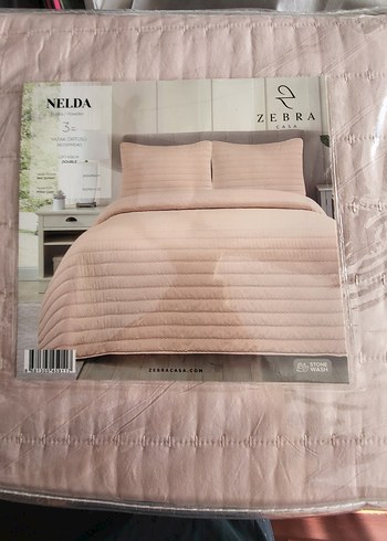 Pastel Pembe Zebra Yatak Örtüsü - Görsel 2