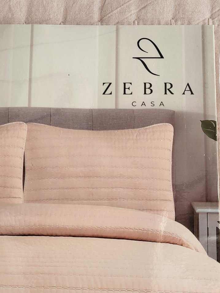 Pastel Pembe Zebra Yatak Örtüsü - Görsel 4