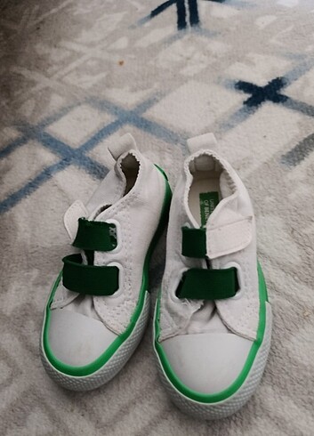 23 Beden beyaz Renk Benetton Converse 