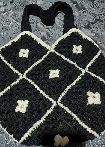 Siyah Kareli Örgü Çanta - Görsel 4