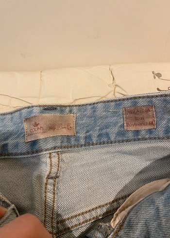 Kadın Mavi Yırtık Kot Pantolon - Görsel 2