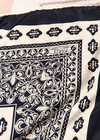 BÜYÜK İPEK BAŞÖRTÜ - Görsel 3