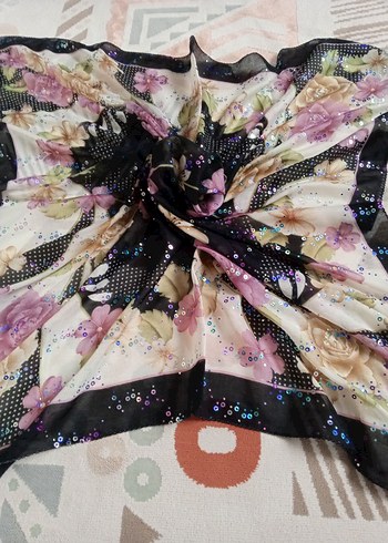 PULLU Tülbent - Görsel 2