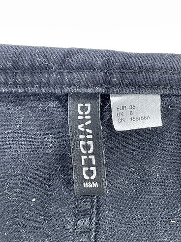 36 Beden siyah Renk H&M Mini Etek %70 İndirimli.