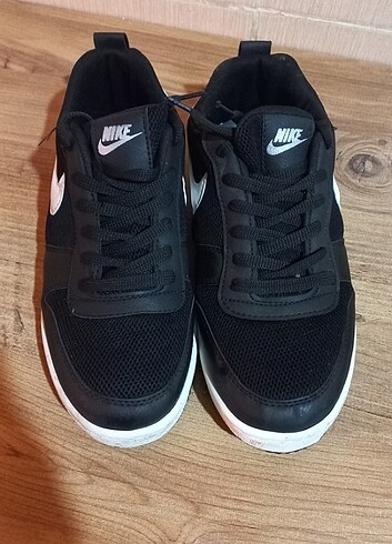 Nike Spor ayakkabi