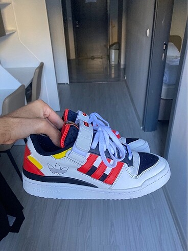 Adidas Forum