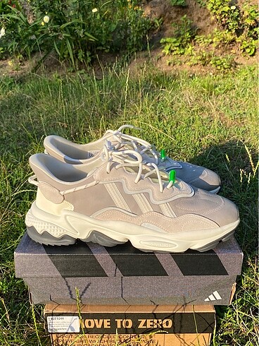Adidas Ozweego
