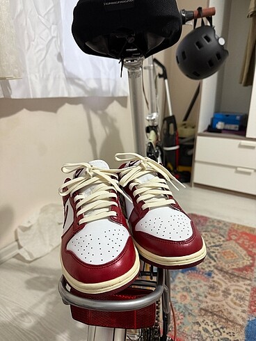 Nike Nike Jordan Dunk Low PRM Vintage Red
