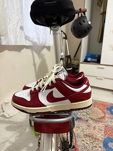 39 Beden kırmızı Renk Nike Jordan Dunk Low PRM Vintage Red
