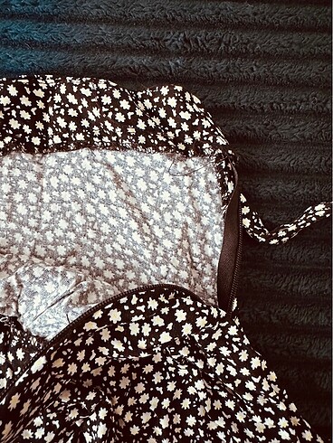 Çıtır çiçek desenli etek şort - Görsel 6