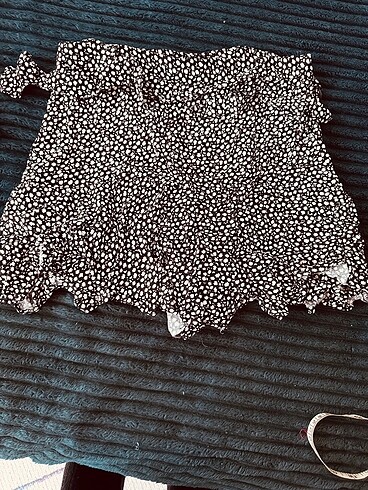 Çıtır çiçek desenli etek şort - Ana görsel