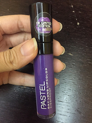 PASTEL MAT LİKİT RUJ