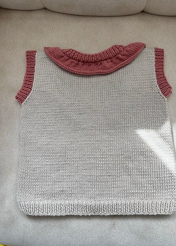 Kız Çocuk Nakışlı Kolsuz Örgü Yelek - Görsel 2