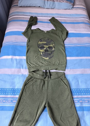 Renkli Baskılı Kapüşonlu Erkek Takım takım fiyatı 450 - Görsel 10