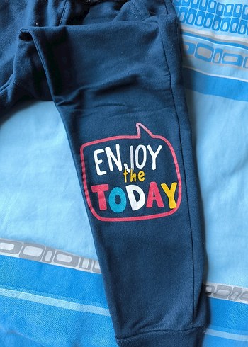 Renkli Baskılı Kapüşonlu Erkek Takım takım fiyatı 450 - Görsel 18