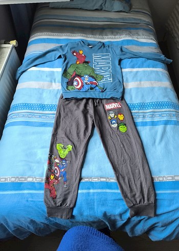 Renkli Baskılı Kapüşonlu Erkek Takım takım fiyatı 450 - Görsel 3