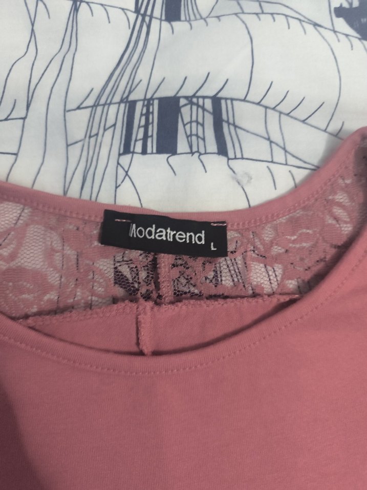 Dantel Detaylı Pembe Kadın Tişört - Görsel 2