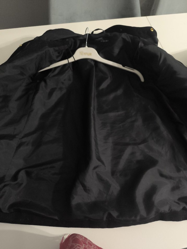 Siyah Fermuarlı Midi  Kaban - Görsel 2