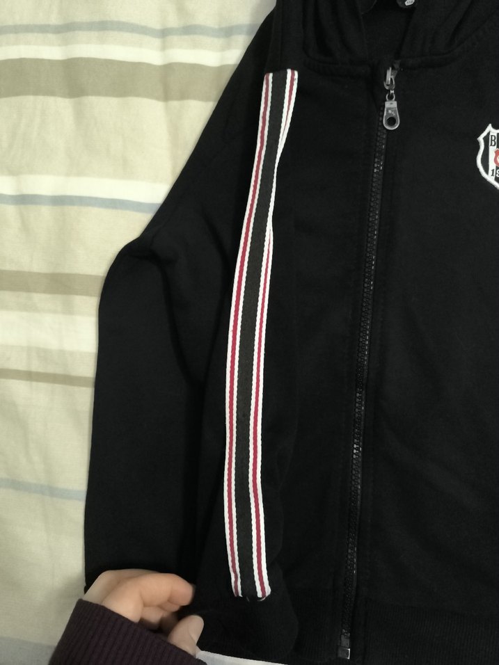 Kara Beşiktaş Kartal Baskılı Siyah Kapüşonlu Sweatshirt - Görsel 5