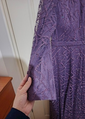 Mor Nakışlı Uzun Kollu Abiye Elbise - Görsel 2