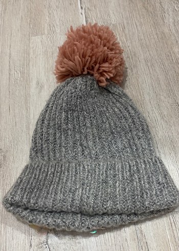 Gri Ponponlu Kadın Örgü Bere - Görsel 2