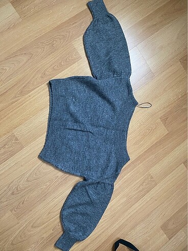 Pull and Bear Kazak