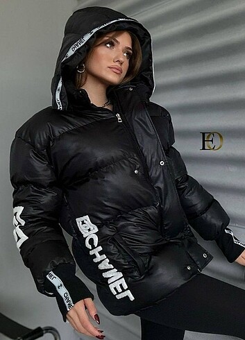 l Beden çeşitli Renk New Collection *Winter Season. 2024-2025* Brand: CHANEL 