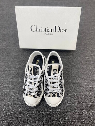 Sizes: 36 / 37 / 38 / 39 / 40 / Experien