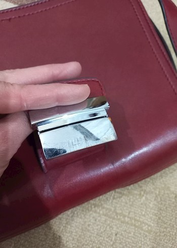 Kırmızı Deri Tokalı Kadın Çanta - Görsel 7