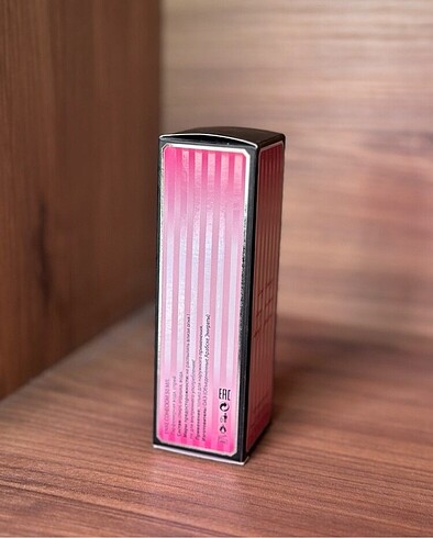  Beden Renk Victoria?s Secret Bombshell 50ml EDP
